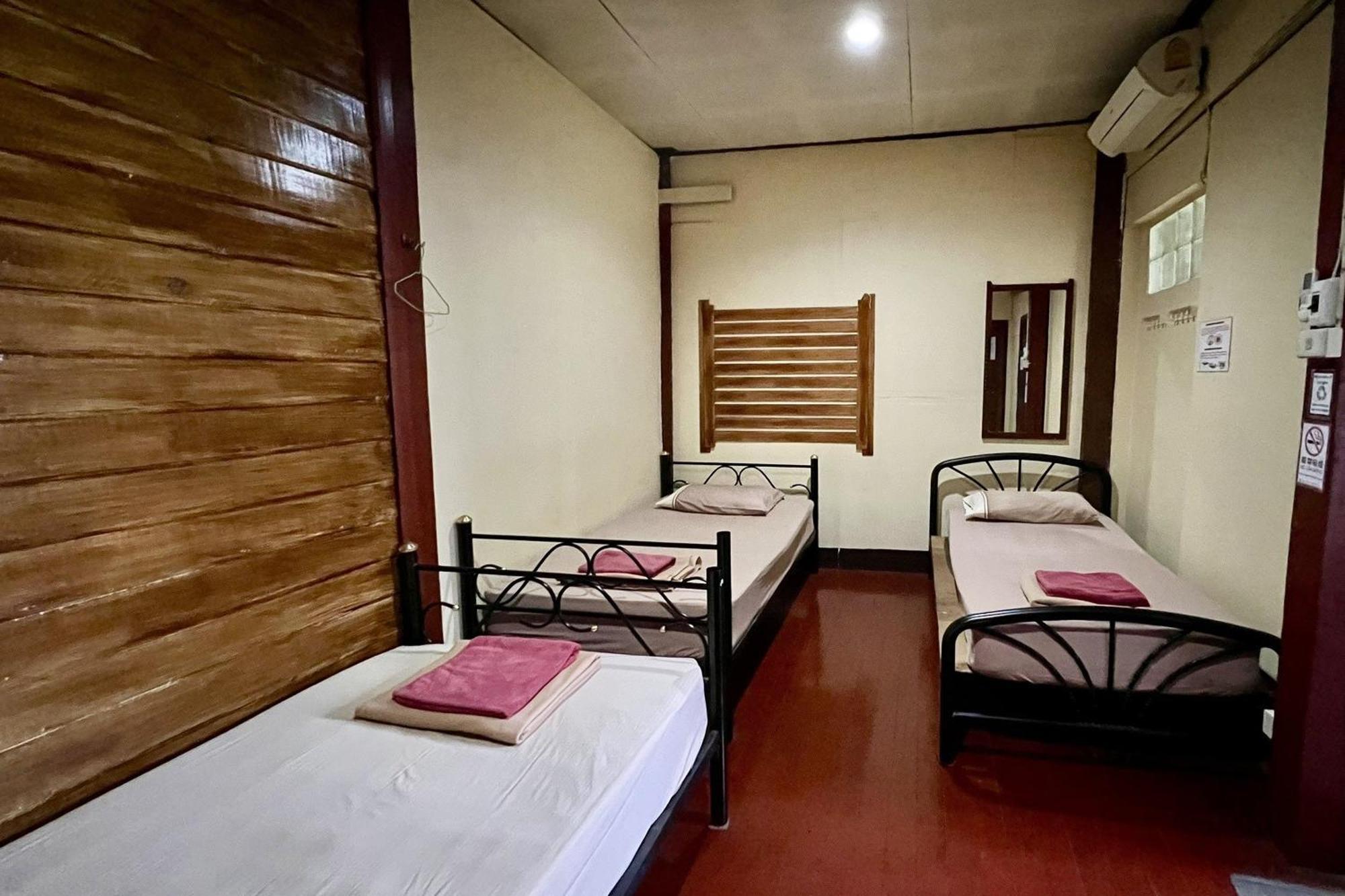 Hotel Baan Lanna At Prasingh Chiang Mai