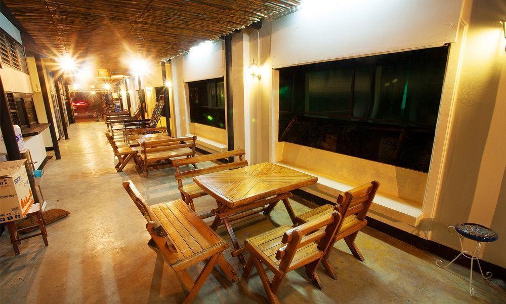 Hotel Baan Lanna At Prasingh Chiang Mai